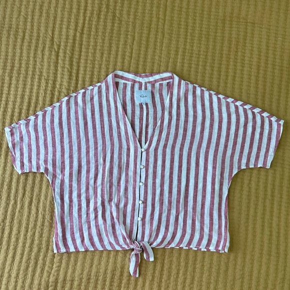 Rails Thea Carmine Tie Front Top Size M - Picture 2 of 2